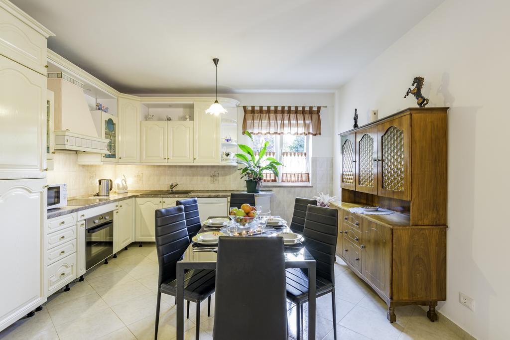 Apartmani Radmila Nova Vas  Kültér fotó