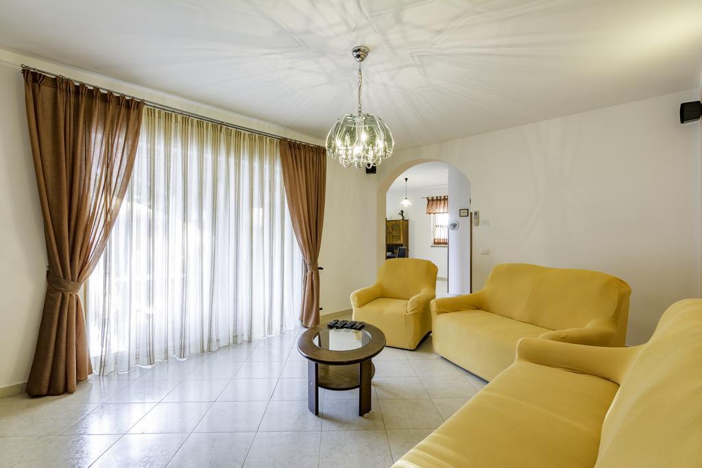 Apartmani Radmila Nova Vas  Kültér fotó