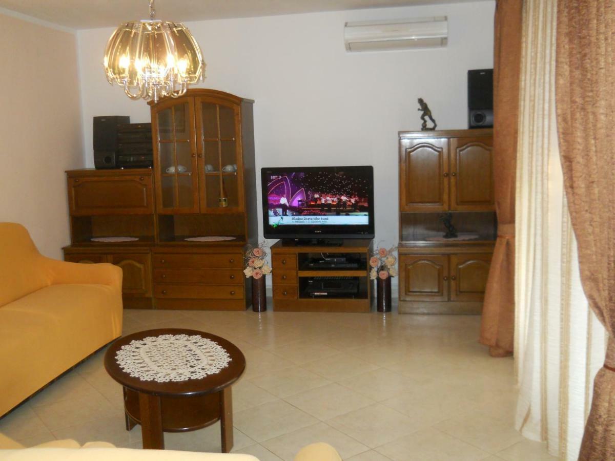 Apartmani Radmila Nova Vas  Kültér fotó